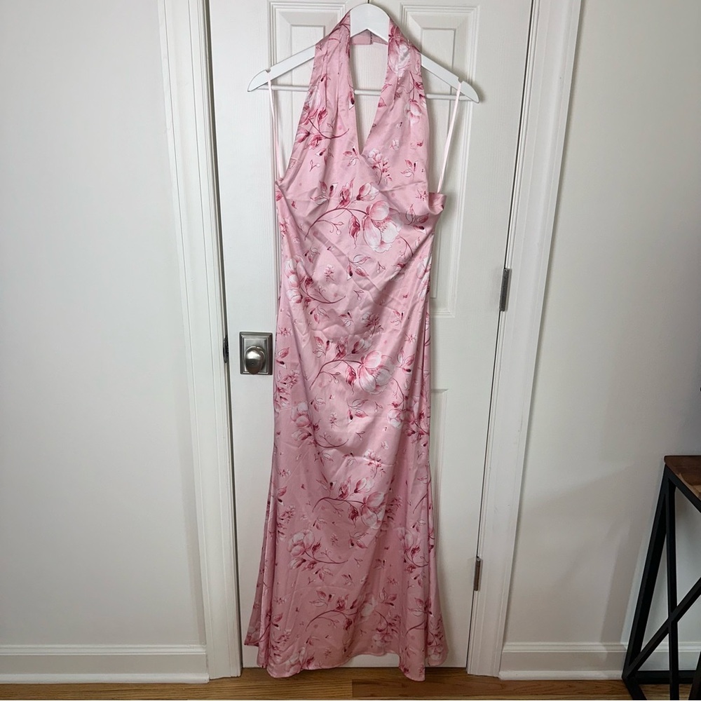 NWT Petal & Pup Mila Halter Neck Maxi Pink Floral - Picture 5 of 13
